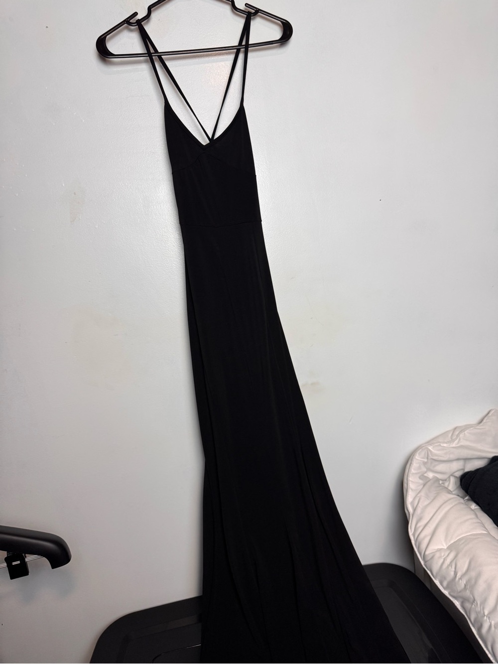 Black dress with criss cross back detail size-Small